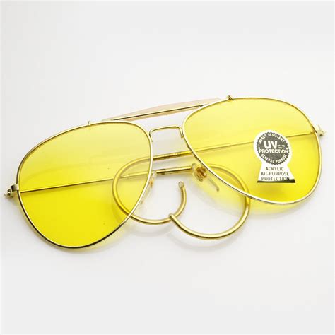 Check Pilot Sunglasses in Antique yellow 